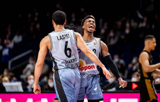 也正是她超 也正是她超