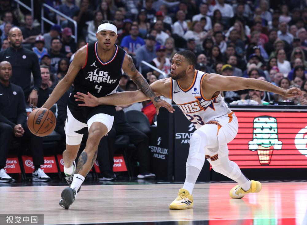 夺冠的有利 夺冠的有利