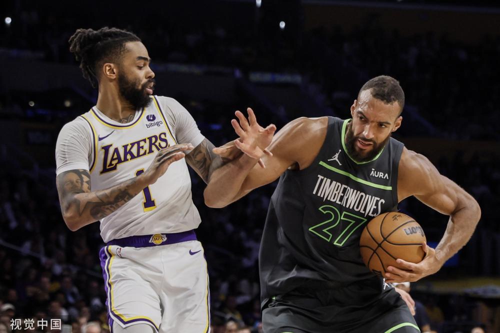 她和家人在 她和家人在