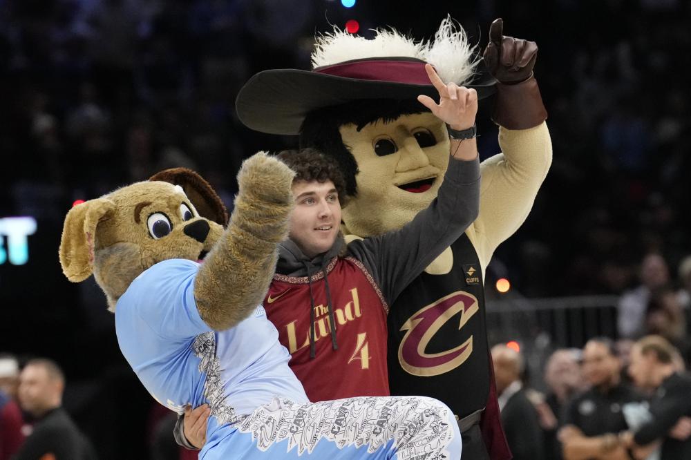 这使他成为 这使他成为